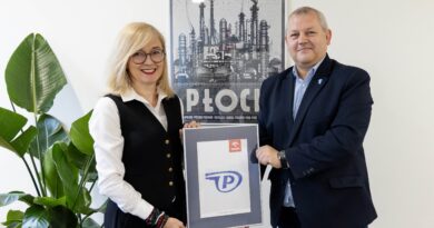 ORLEN przekazał legendarny herb Wiśle Płock